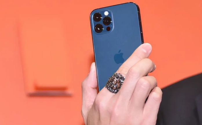 锦江苹果手机维修分享iPhone12系列重启方法教程 